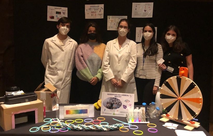 The group at Researchers Night (September 2021)