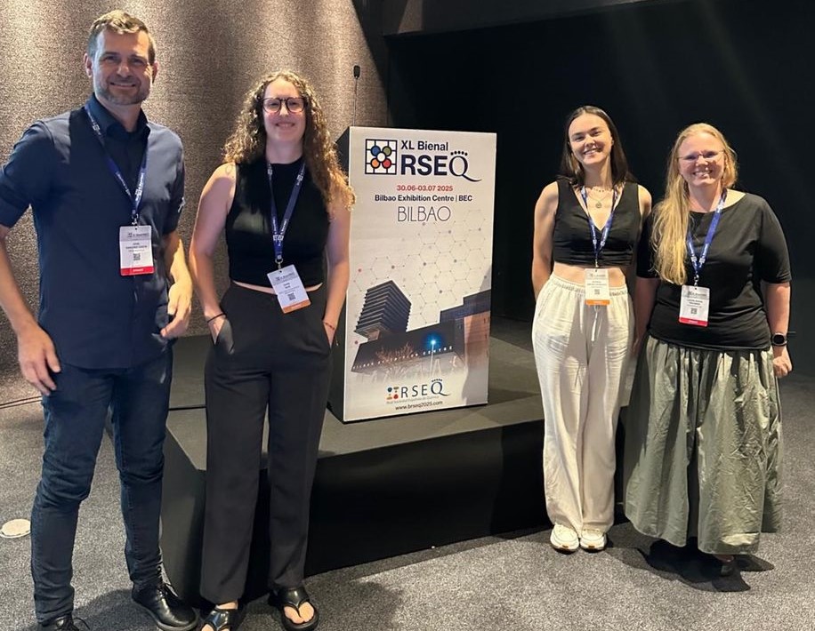 2023.06.29 ana martinez mejor poster bienal quimica